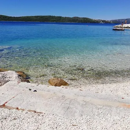 Pelusa * Trogir