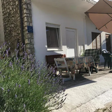 Pelusa * Trogir