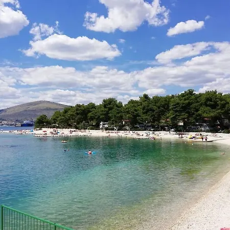 Pelusa Trogir